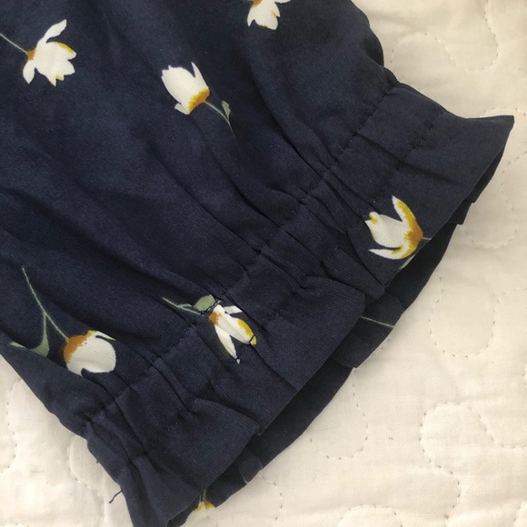 Urban Outfitters Navy Floral Romper - Picture 3 of 6